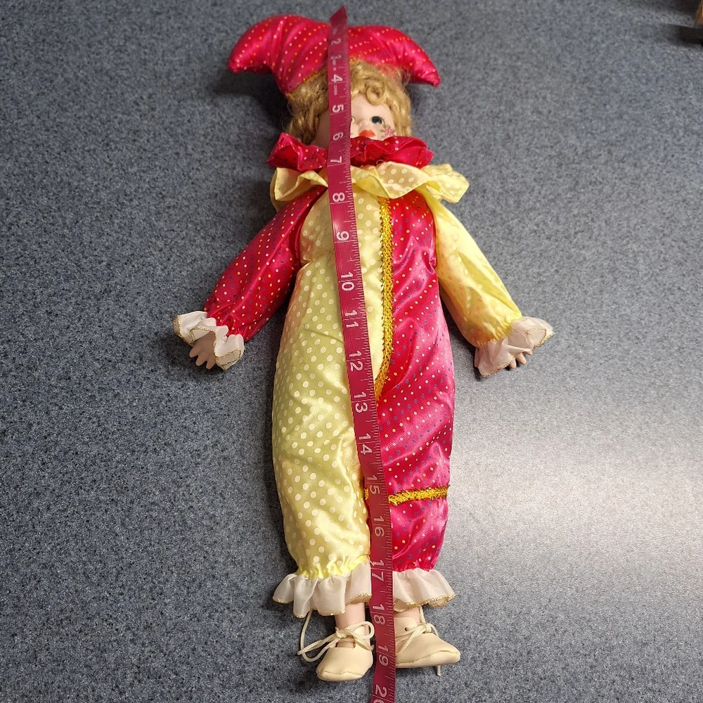 Vintage Interpur International Porcelain Clown Jester Doll, OH#12217, ME#2087 - Picture 11 of 14